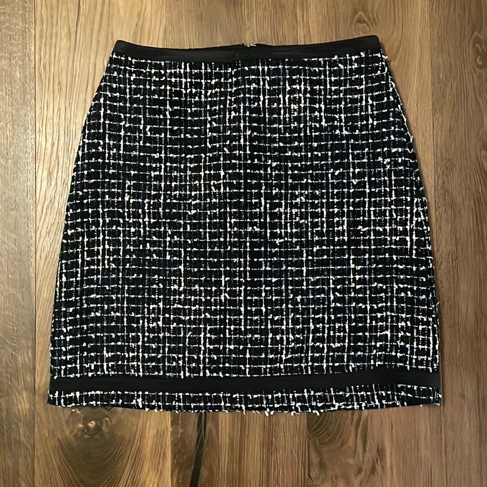 Black and blue tweed skirt with black ribbon edging detail